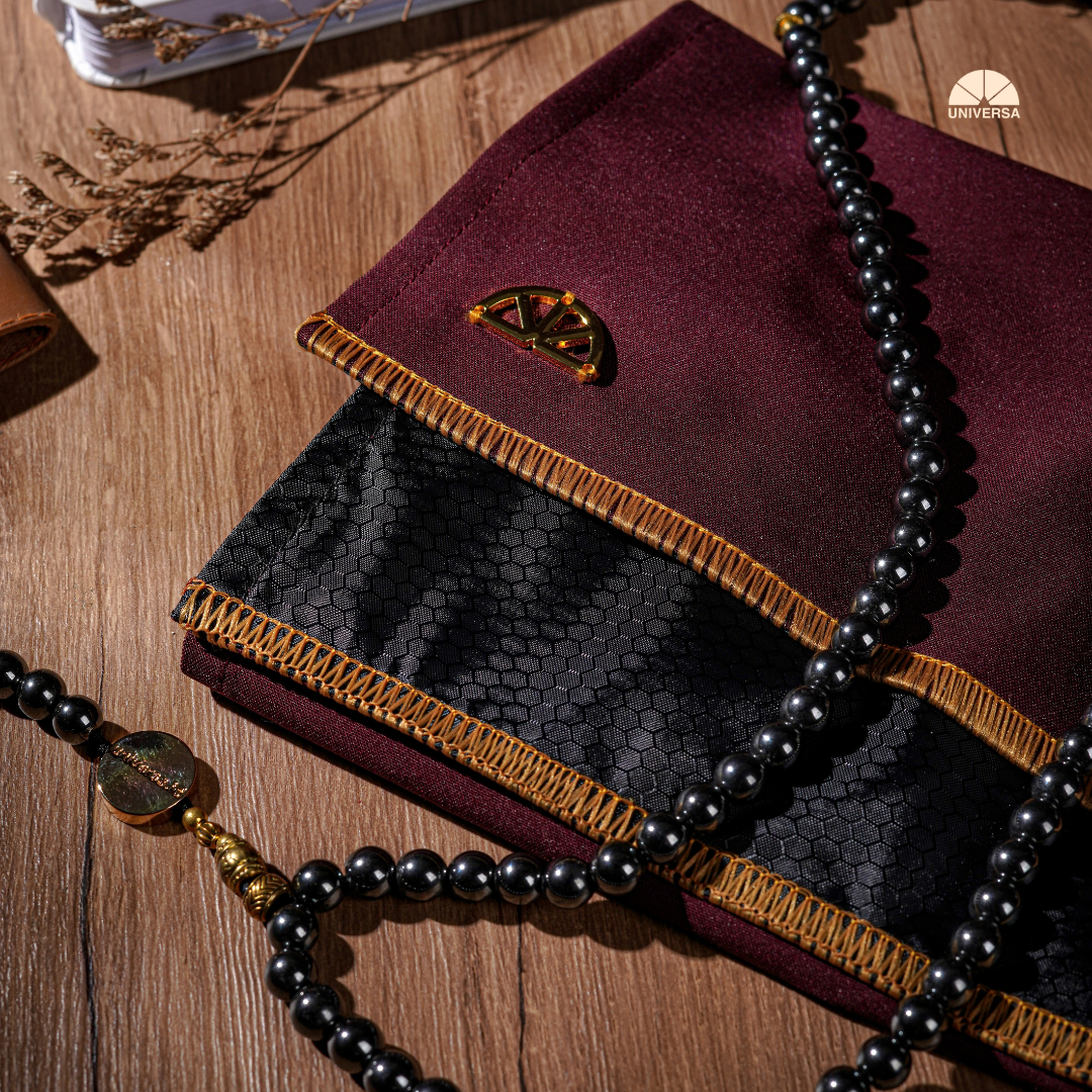 Sajadah Travel Maroon