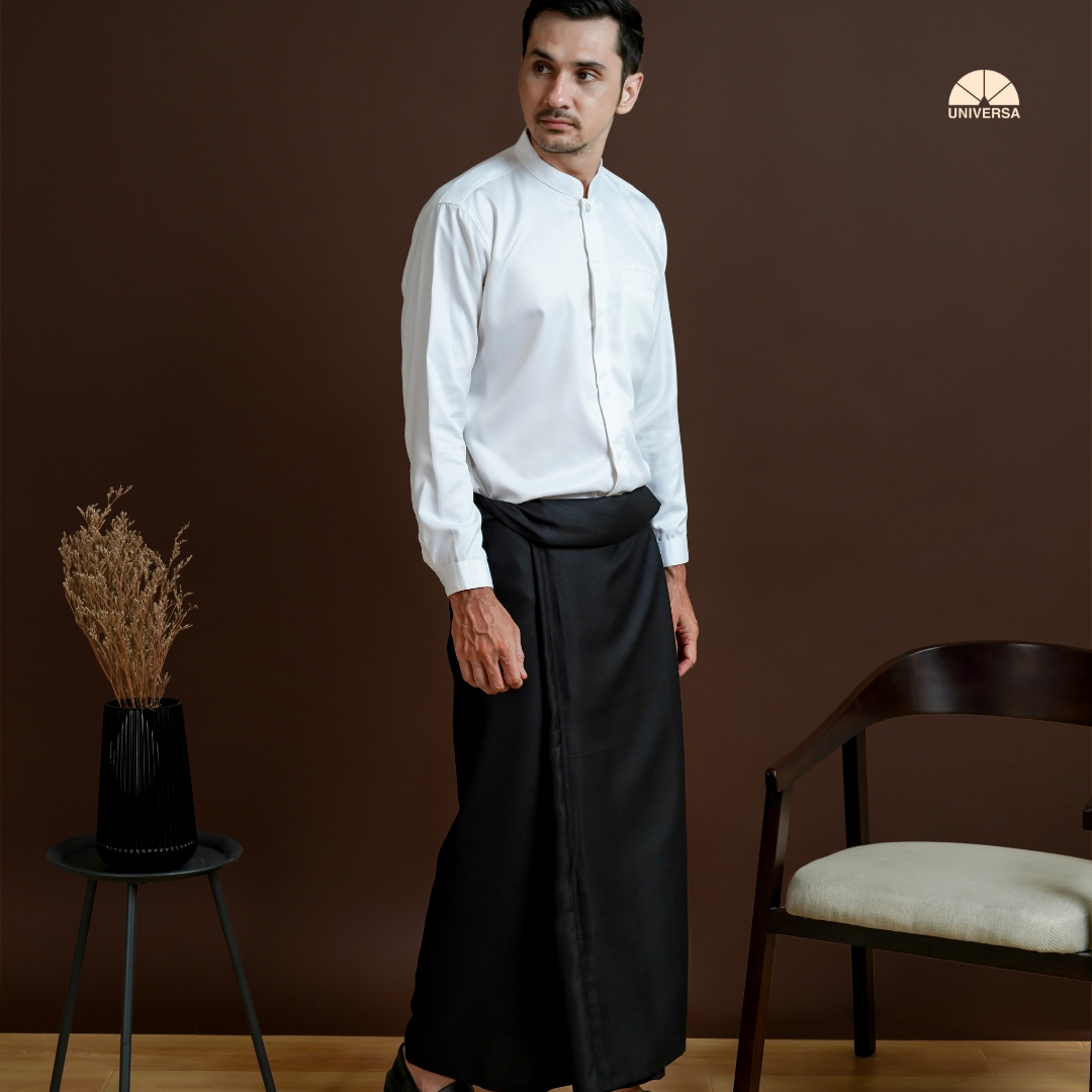 Sarung Black