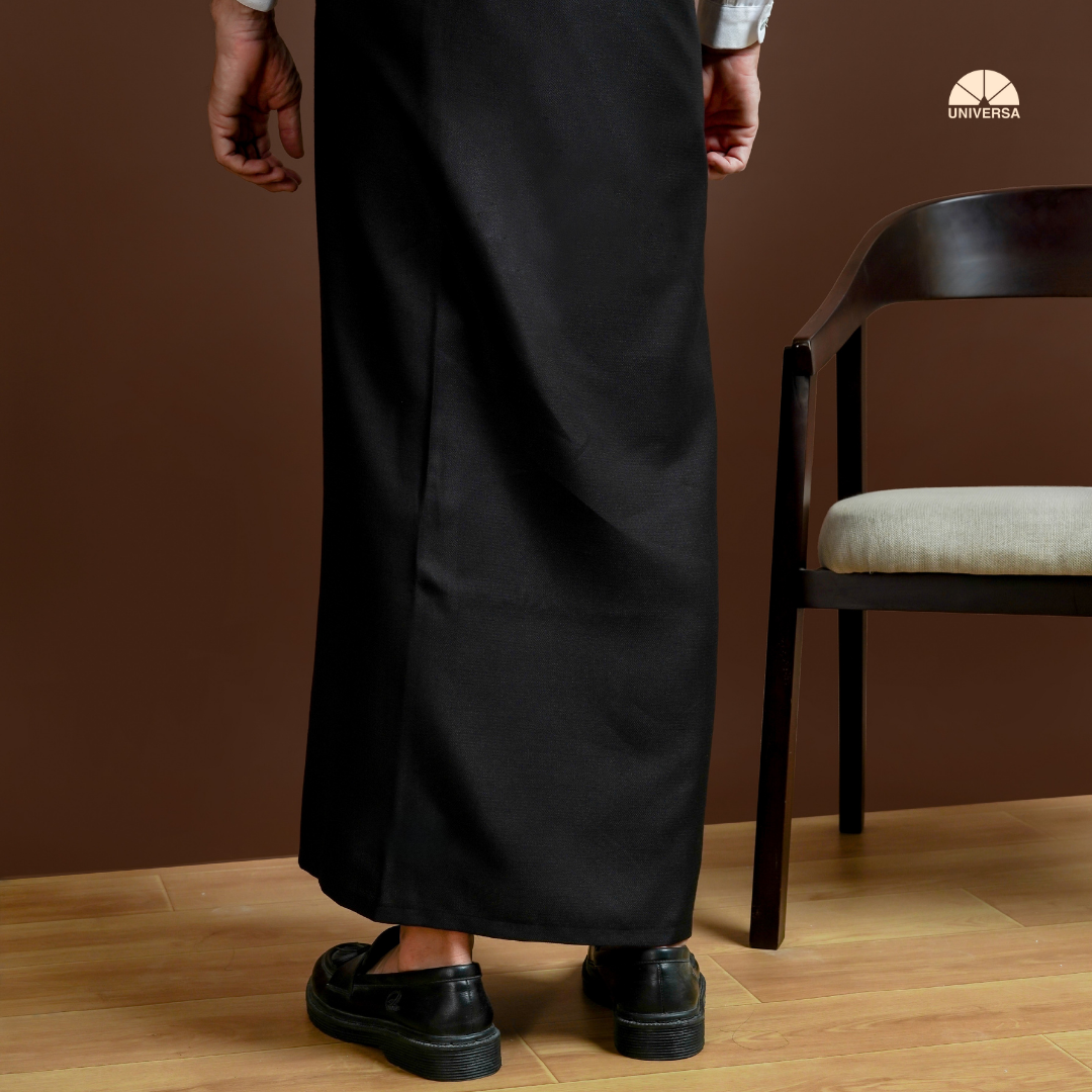 Sarung Black